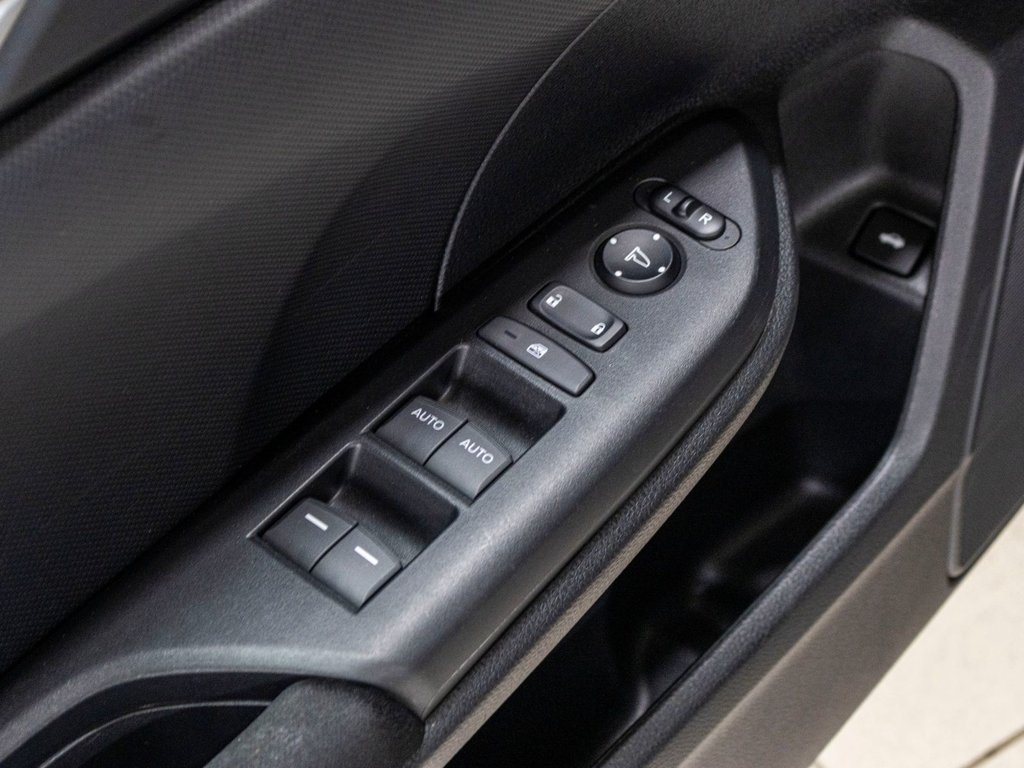 2018 Honda Civic Sedan LX, BANCS CHAUFF, CAMERA RECUL, BAS KM in Charlemagne, Quebec - 25 - w1024h768px