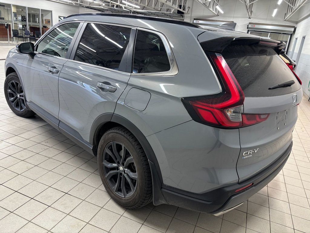 2023 Honda CR-V Hybrid Touring in Saint-Jérôme, Quebec - 3 - w1024h768px