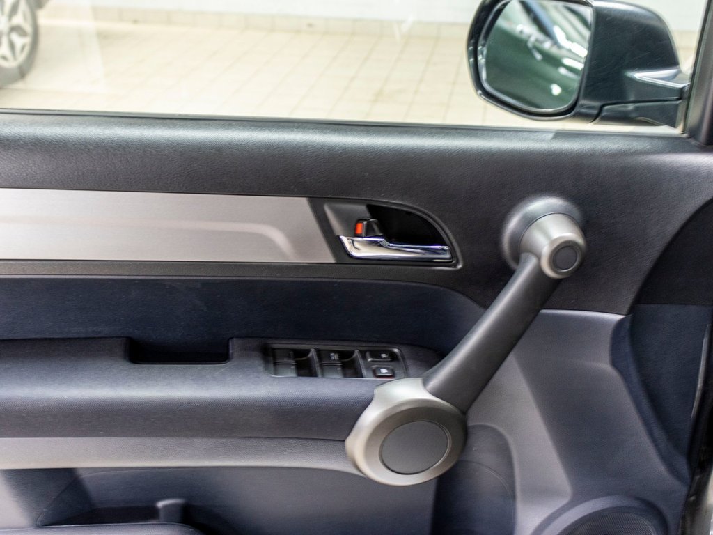 2011 Honda CR-V LX LX, AWD, HITCH, DEMARREUR, BAS KM, JAMAIS ACC in Saint-Jérôme, Quebec - 22 - w1024h768px