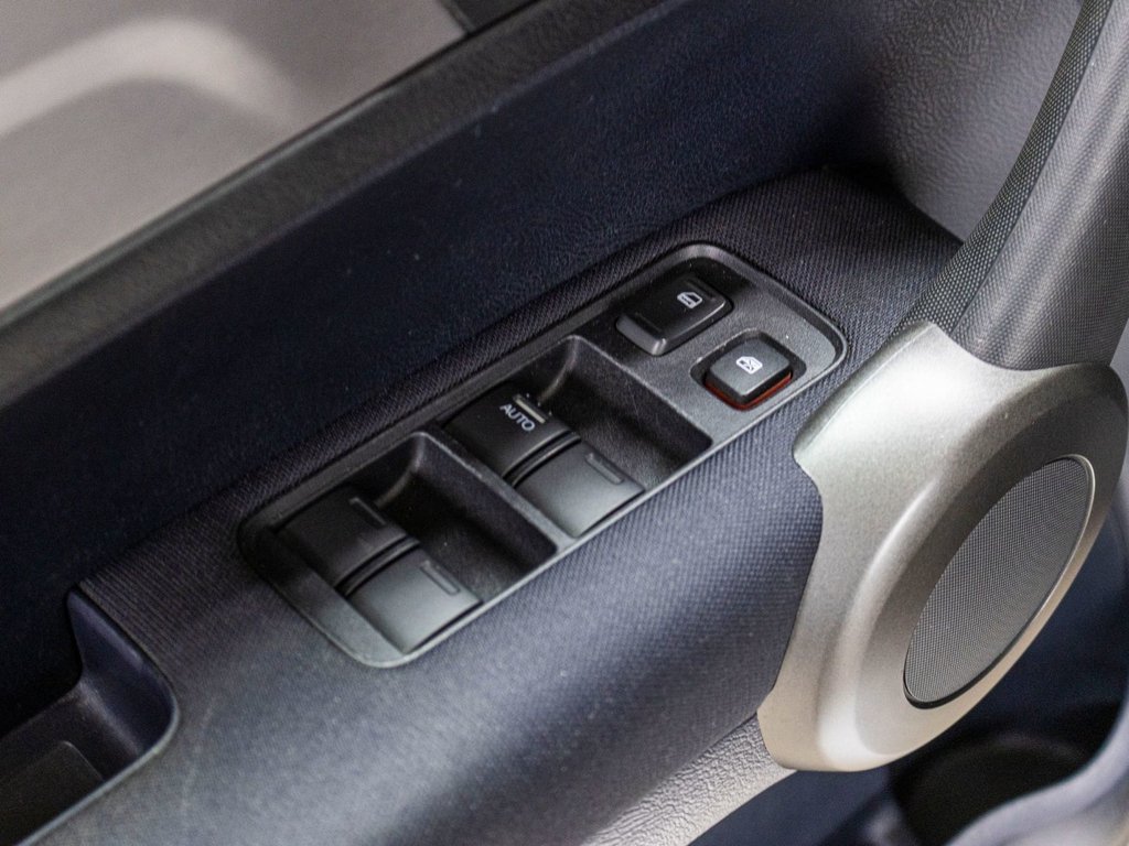 2011 Honda CR-V LX LX, AWD, HITCH, DEMARREUR, BAS KM, JAMAIS ACC in Saint-Jérôme, Quebec - 23 - w1024h768px