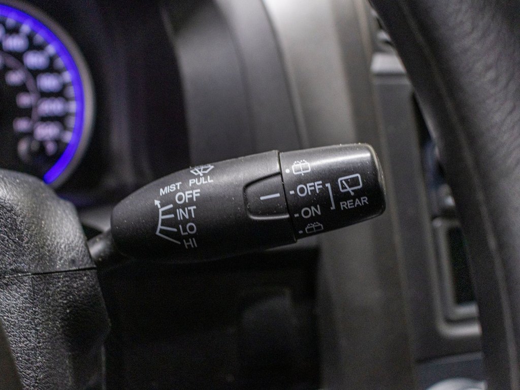 2011 Honda CR-V LX LX, AWD, HITCH, DEMARREUR, BAS KM, JAMAIS ACC in Saint-Jérôme, Quebec - 9 - w1024h768px