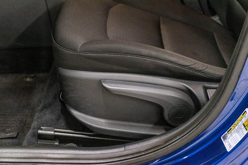 Hyundai Elantra LE, BERLINE, BANCS CHAUFF, 1 PROP, BAS KM 2017 à Charlemagne, Québec - 23 - w1024h768px