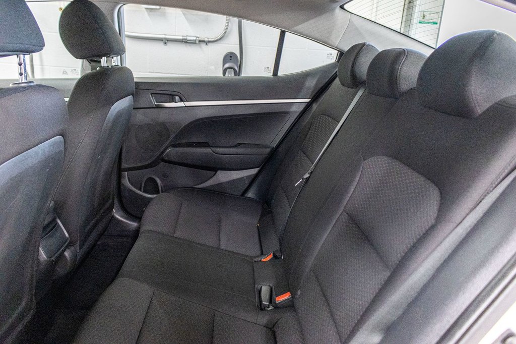 Hyundai Elantra ESSENTIAL, FWD, BANCS CHAUFF, CAM REC, 1 PROP 2020 à Charlemagne, Québec - 26 - w1024h768px