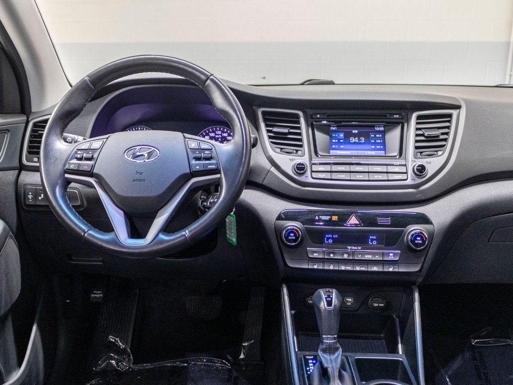 Hyundai TUCSON SE SE, AWD, TOIT, CUIR, BANCS CHAUFF, CAMERA REC 2017 à Saint-Jérôme, Québec - 7 - w1024h768px