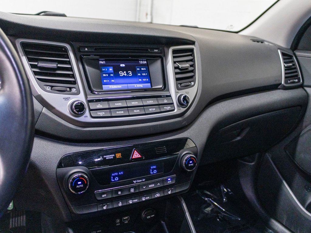 Hyundai TUCSON SE SE, AWD, TOIT, CUIR, BANCS CHAUFF, CAMERA REC 2017 à Saint-Jérôme, Québec - 12 - w1024h768px