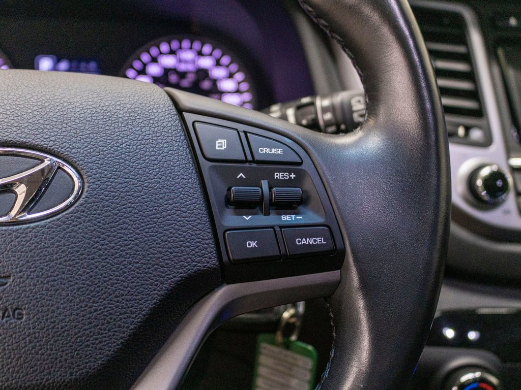 Hyundai TUCSON SE SE, AWD, TOIT, CUIR, BANCS CHAUFF, CAMERA REC 2017 à Saint-Jérôme, Québec - 11 - w1024h768px