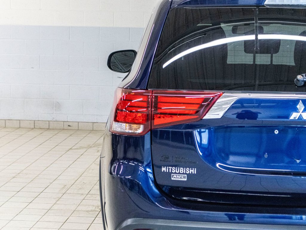 2016 Mitsubishi OUTLANDER AWD ES ES, AWC, BANCS CHAUFF, BLUETOOTH, in Saint-Jérôme, Quebec - 27 - w1024h768px