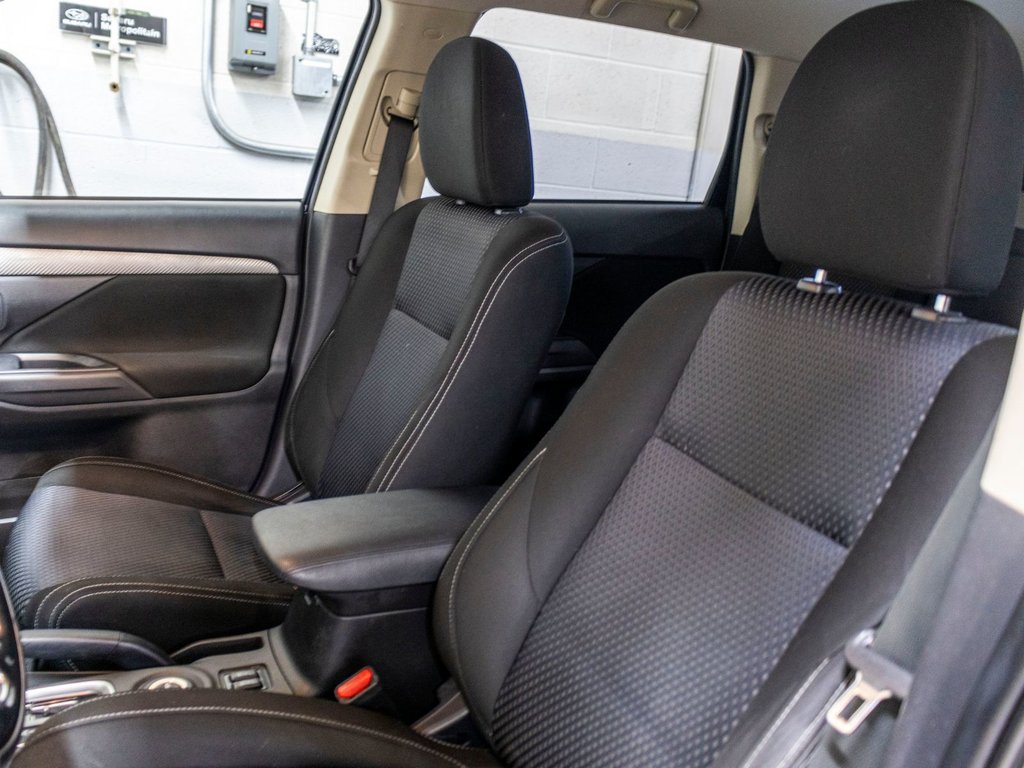 2016 Mitsubishi OUTLANDER AWD ES ES, AWC, BANCS CHAUFF, BLUETOOTH, in Saint-Jérôme, Quebec - 22 - w1024h768px