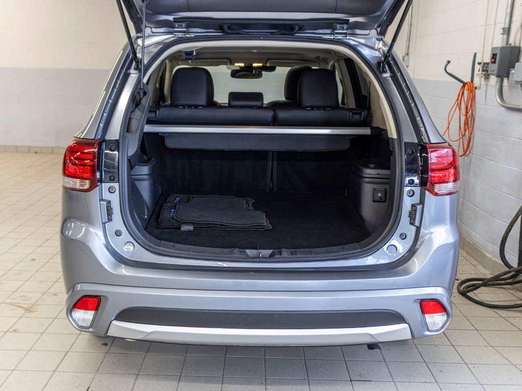 2018 Mitsubishi Outlander PHEV SE, PHEV, TOIT, MAGS, BANCS CHAUFF, CAM, BLUETOOTH in Saint-Jérôme, Quebec - 29 - w1024h768px