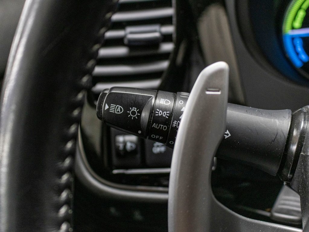 2018 Mitsubishi Outlander PHEV SE, PHEV, TOIT, MAGS, BANCS CHAUFF, CAM, BLUETOOTH in Saint-Jérôme, Quebec - 18 - w1024h768px