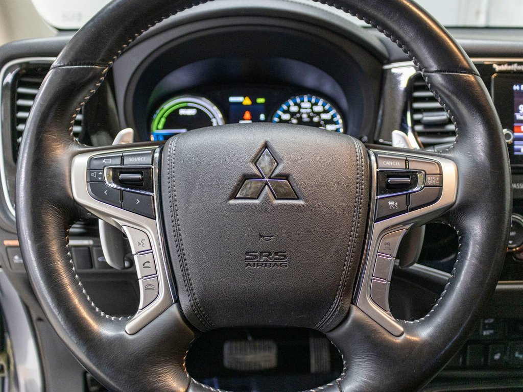 2018 Mitsubishi Outlander PHEV SE, PHEV, TOIT, MAGS, BANCS CHAUFF, CAM, BLUETOOTH in Saint-Jérôme, Quebec - 9 - w1024h768px