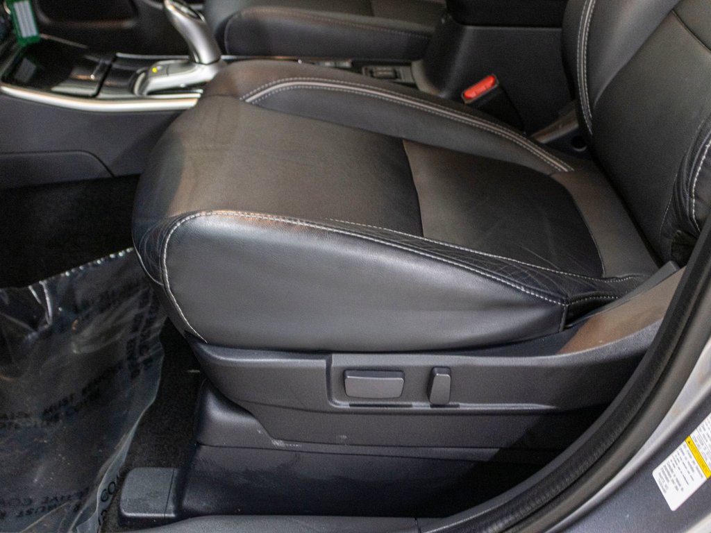 2018 Mitsubishi Outlander PHEV SE, PHEV, TOIT, MAGS, BANCS CHAUFF, CAM, BLUETOOTH in Saint-Jérôme, Quebec - 23 - w1024h768px