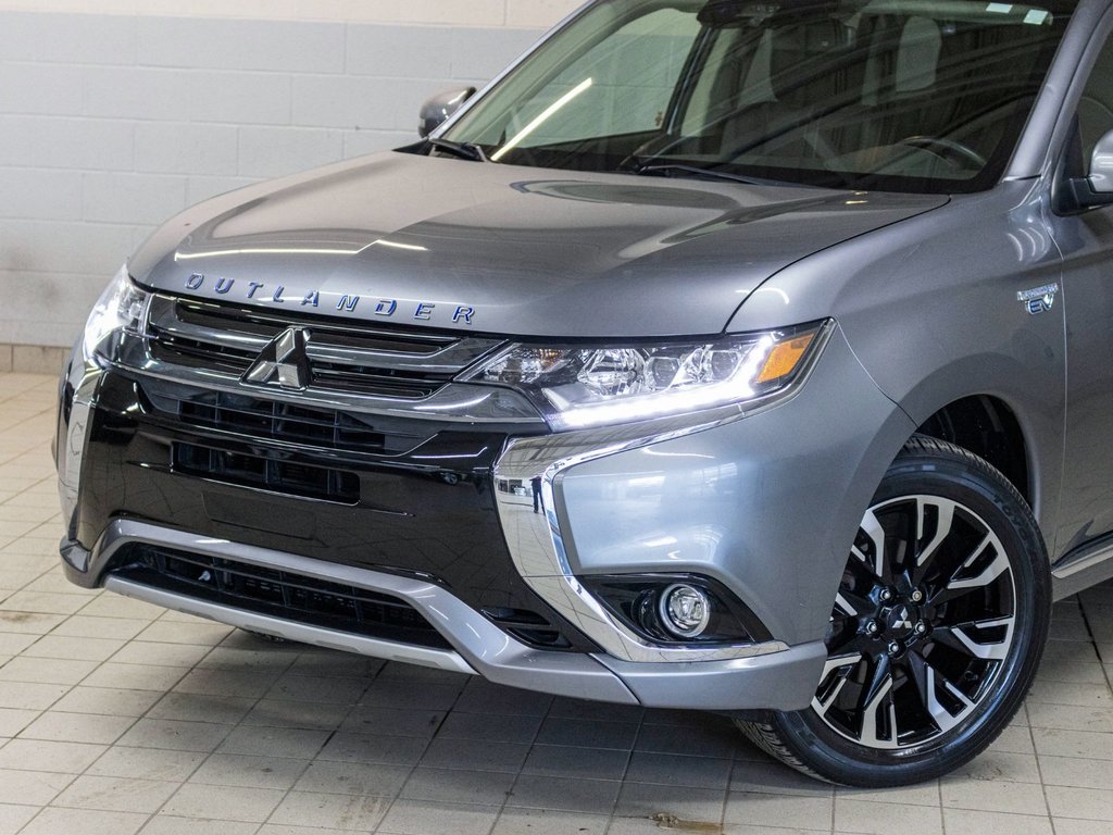 2018 Mitsubishi Outlander PHEV SE, PHEV, TOIT, MAGS, BANCS CHAUFF, CAM, BLUETOOTH in Saint-Jérôme, Quebec - 32 - w1024h768px
