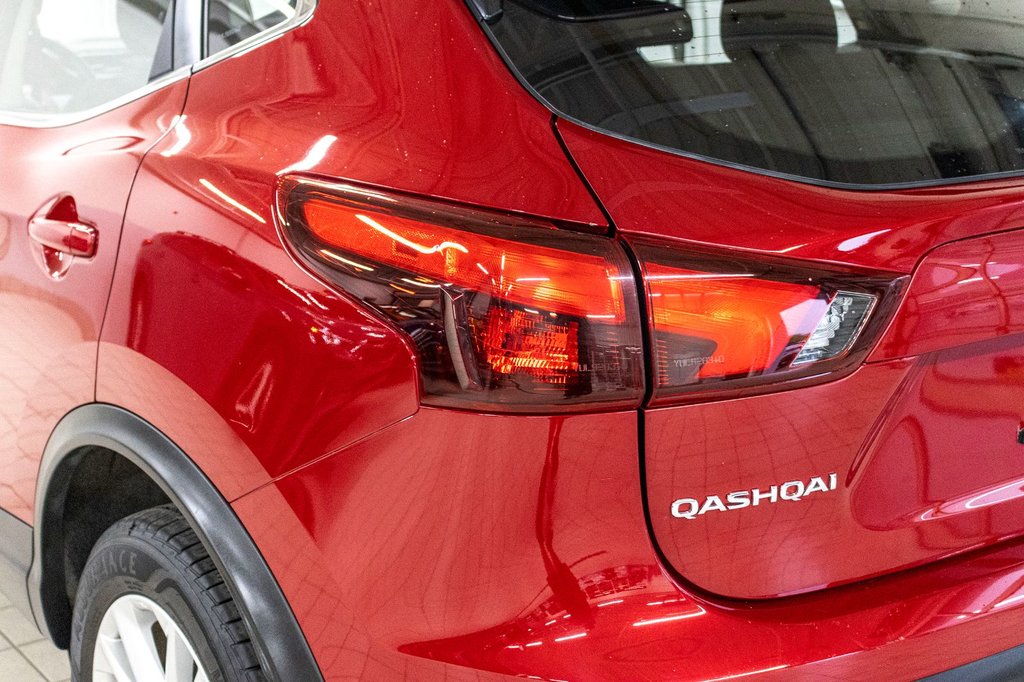 2018 Nissan Qashqai SV, AWD, TOIT, BANCS CHAUFF, CAM REC, 1 PROP in Charlemagne, Quebec - 32 - w1024h768px