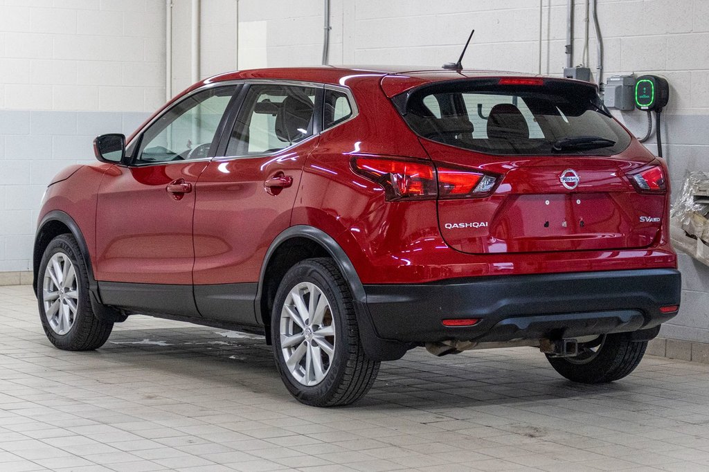 2018 Nissan Qashqai SV, AWD, TOIT, BANCS CHAUFF, CAM REC, 1 PROP in Charlemagne, Quebec - 4 - w1024h768px