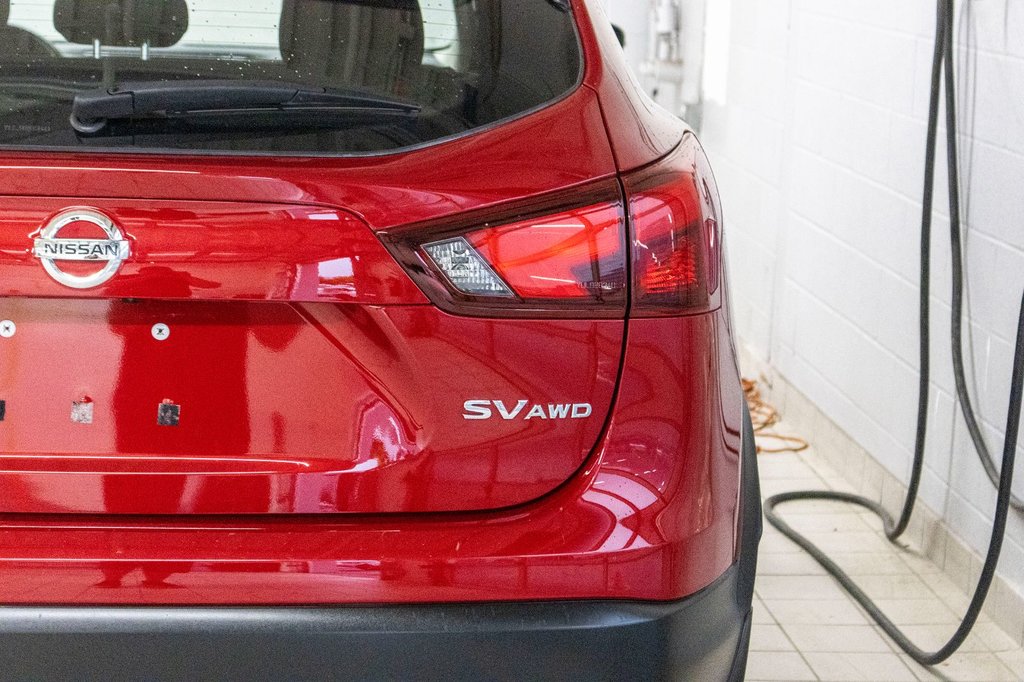2018 Nissan Qashqai SV, AWD, TOIT, BANCS CHAUFF, CAM REC, 1 PROP in Charlemagne, Quebec - 30 - w1024h768px