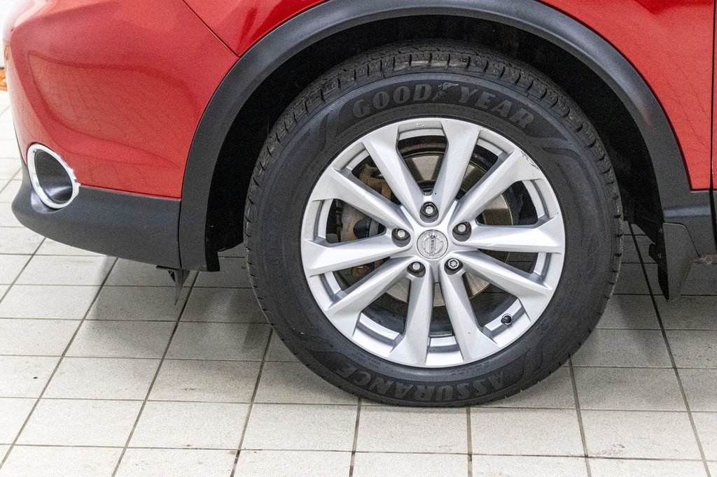 2018 Nissan Qashqai SV, AWD, TOIT, BANCS CHAUFF, CAM REC, 1 PROP in Charlemagne, Quebec - 35 - w1024h768px
