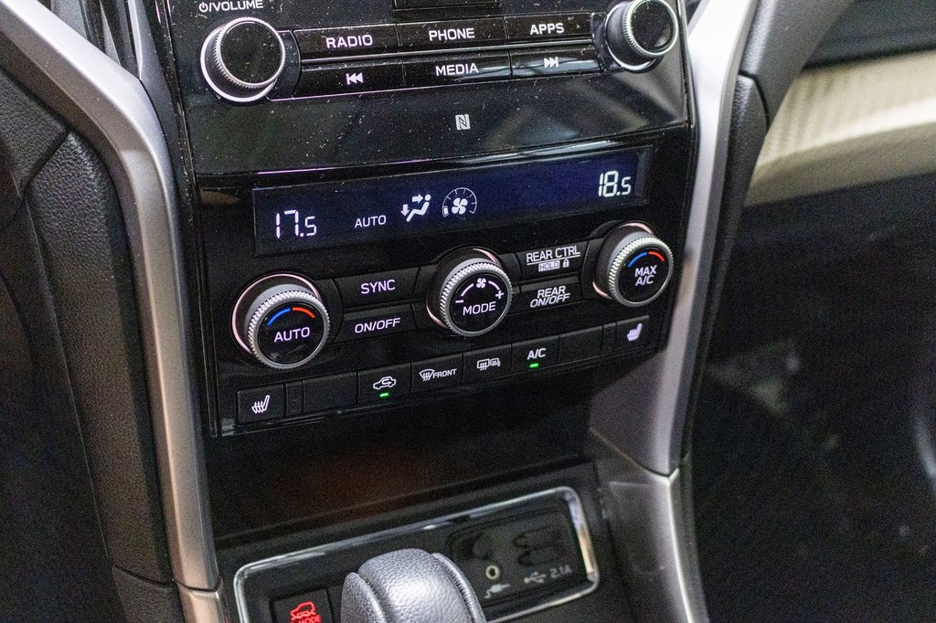 Subaru ASCENT TOURING, 8 PASS, TOIT PANO, CARPLAY, BANCS CHAUFF 2020 à Charlemagne, Québec - 13 - w1024h768px