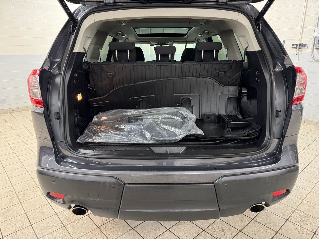 2022 Subaru Ascent TOURING, TOIT PANO, CARPLAY, BANCS CHAUFF, CAM REC in Charlemagne, Quebec - 6 - w1024h768px