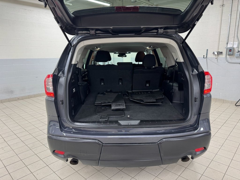 2023 Subaru Ascent CONVENIENCE, 8 PASS, ECRAN 11.6, BANCS CHAUFF,CAM in Charlemagne, Quebec - 7 - w1024h768px