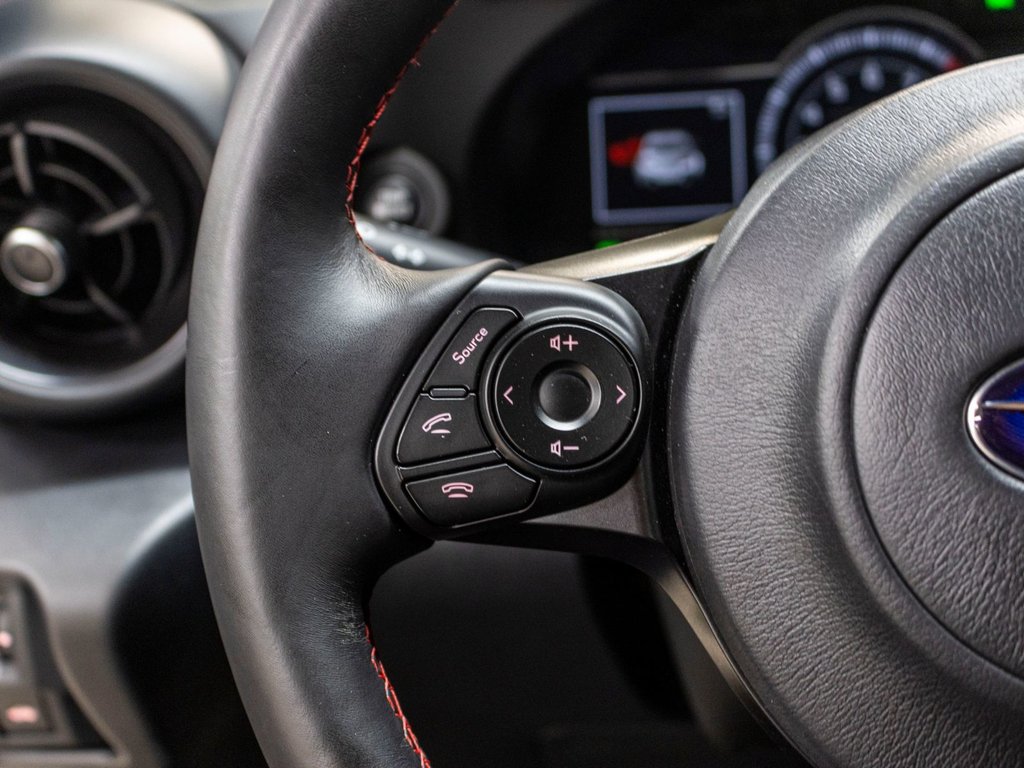 2023 Subaru BRZ 2.4L, CARPLAY, BANCS CHAUFF, JAMAIS ACC, 1 PROP in Charlemagne, Quebec - 8 - w1024h768px