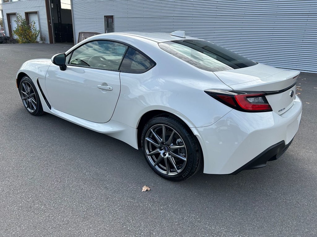 Subaru BRZ  2025 à Charlemagne, Québec - 3 - w1024h768px