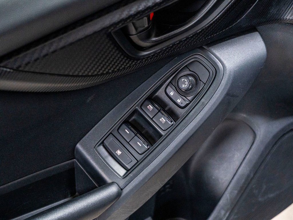 Subaru CROSSTREK COMMODITÉ CONVENIENCE, MANUELLE, CARPLAY, CAMERA REC, BAS KM 2023 à Charlemagne, Québec - 22 - w1024h768px