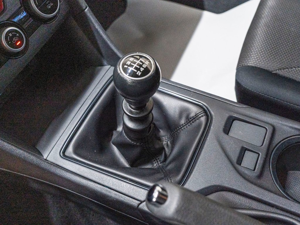 Subaru CROSSTREK COMMODITÉ CONVENIENCE, MANUELLE, CARPLAY, CAMERA REC, BAS KM 2023 à Charlemagne, Québec - 13 - w1024h768px