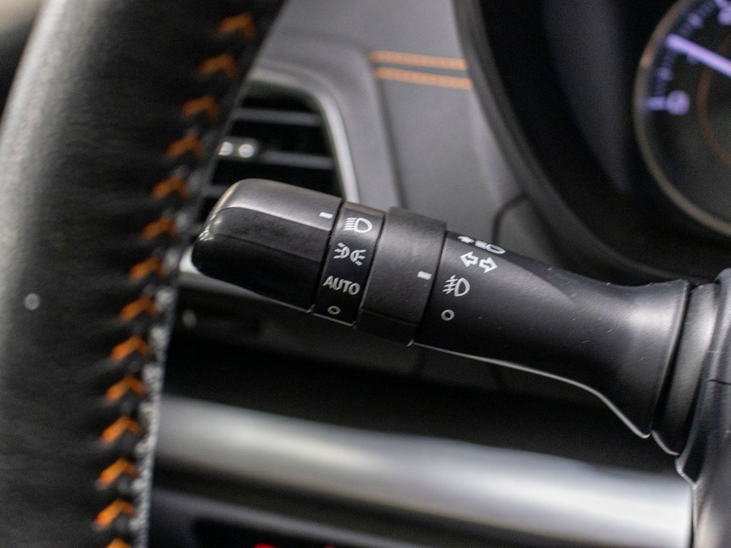 Subaru CROSSTREK LIMITED LIMITED, CUIR, TOIT, CARPLAY, HARMAN KARDON, CAM 2019 à Charlemagne, Québec - 19 - w1024h768px