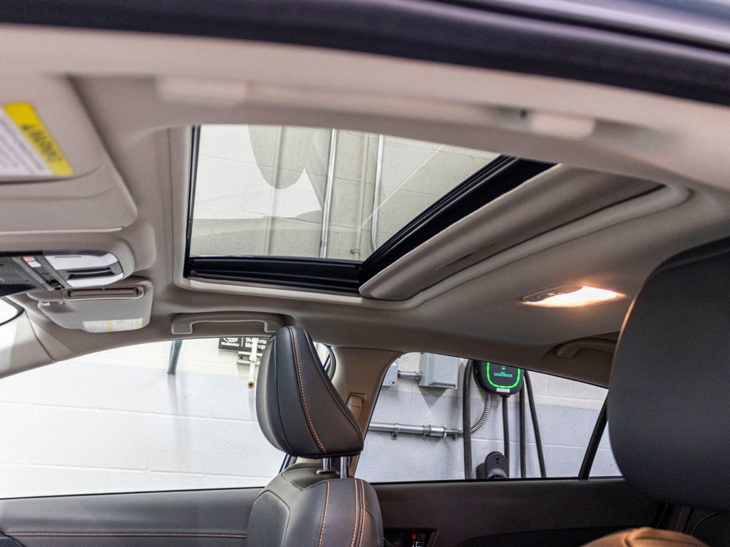 2024 Subaru CROSSTREK LIMITED LIMITED, 2.5L, CUIR, TOIT, CARPLAY, NAV, HARMAN in Charlemagne, Quebec - 25 - w1024h768px