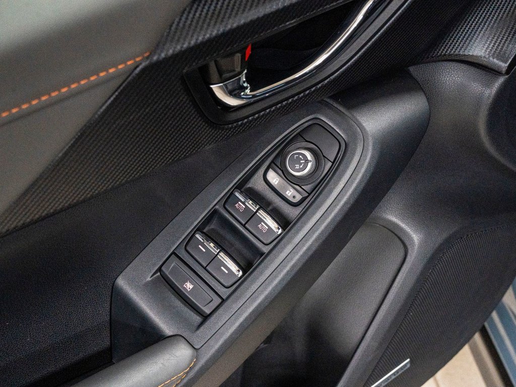 Subaru CROSSTREK LIMITED LIMITED, 2.5L, CUIR, TOIT, CARPLAY, HARMAN KARDON 2024 à Charlemagne, Québec - 22 - w1024h768px
