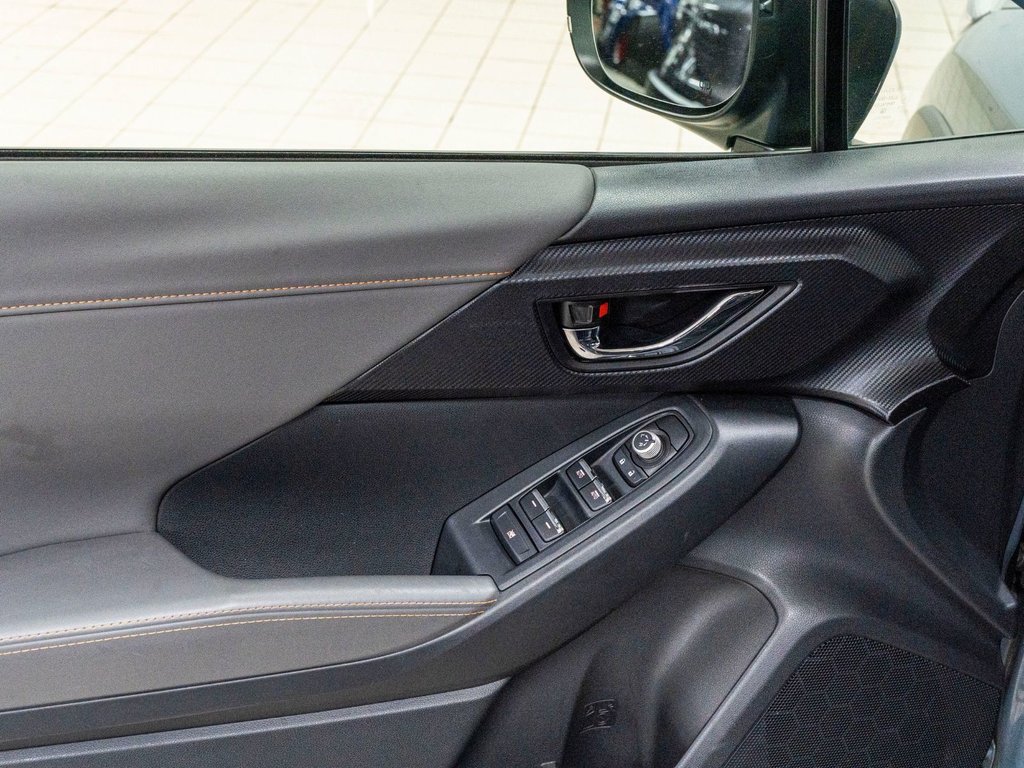 Subaru CROSSTREK LIMITED LIMITED, 2.5L, CUIR, TOIT, CARPLAY, HARMAN KARDON 2024 à Charlemagne, Québec - 21 - w1024h768px