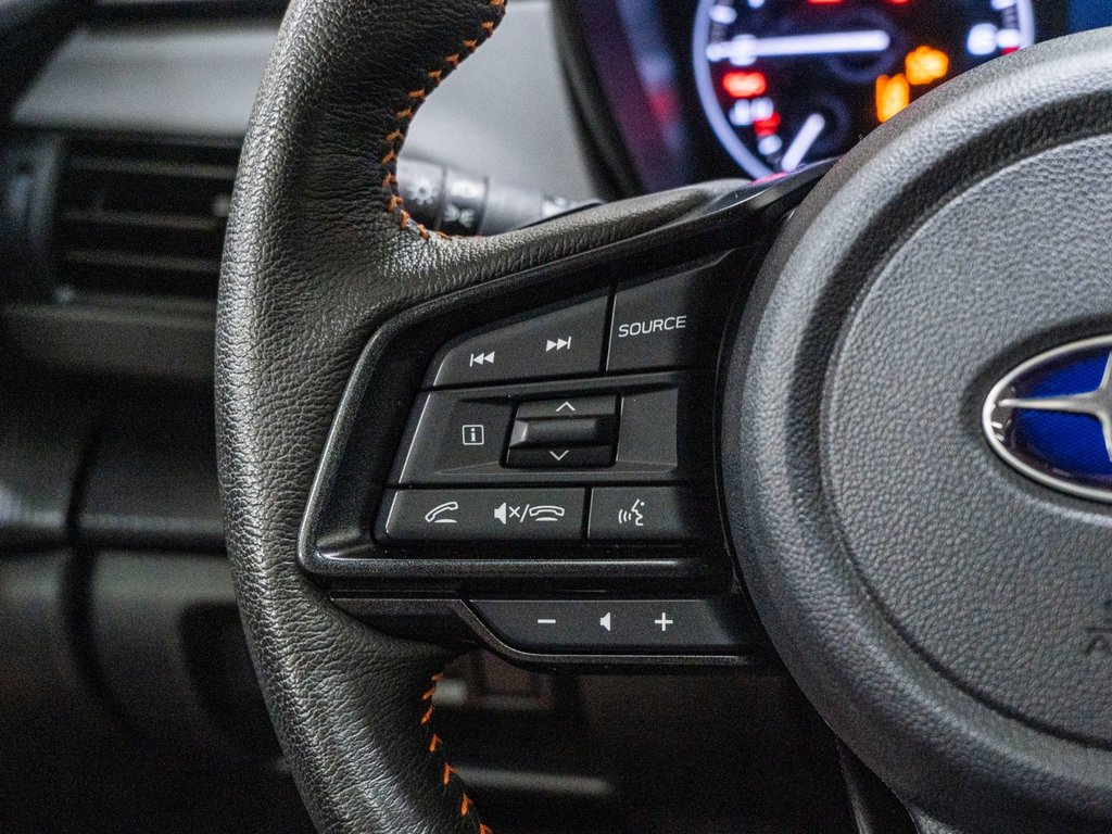 2024 Subaru CROSSTREK LIMITED LIMITED, 2.5L, CUIR, TOIT, CARPLAY, HARMAN KARDON in Charlemagne, Quebec - 11 - w1024h768px