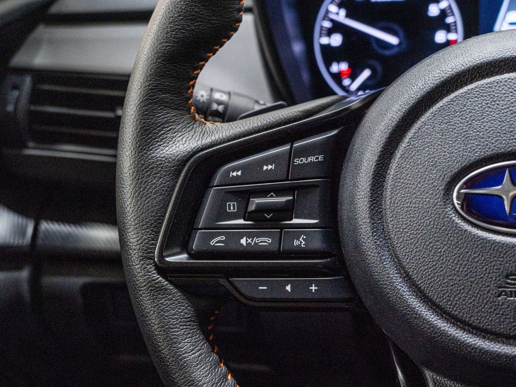 Subaru CROSSTREK LIMITED LIMITED, 2.5L, CUIR, TOIT, CARPLAY, HARMAN KARDON 2024 à Saint-Jérôme, Québec - 9 - w1024h768px