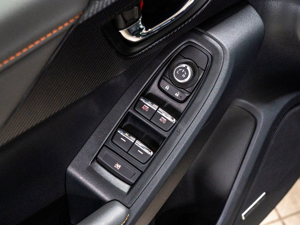 Subaru CROSSTREK LIMITED LIMITED, 2.5L, CUIR, TOIT, CARPLAY, HARMAN KARDON 2024 à Saint-Jérôme, Québec - 21 - w1024h768px