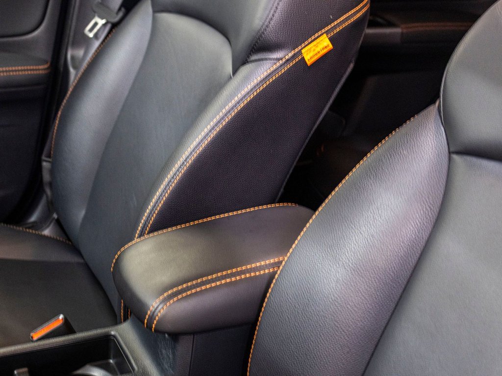 2016 Subaru Crosstrek LIMITED, CUIR, TOIT, BLUETOOTH, CAMERA REC, BAS KM in Charlemagne, Quebec - 34 - w1024h768px