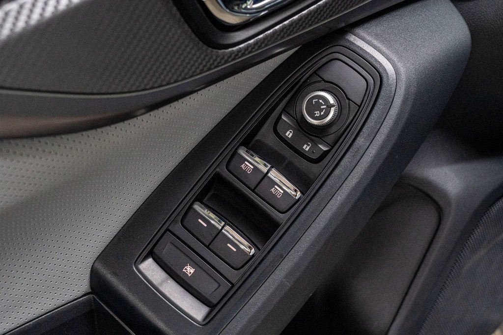 2023 Subaru Crosstrek Limited, CUIR, TOIT OUV, NAV, CAM REC in Charlemagne, Quebec - 23 - w1024h768px