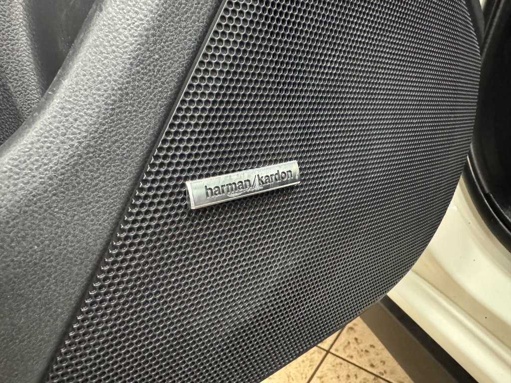 Subaru Crosstrek LIMITED,2.5L,CUIR, TOIT, CARPLAY, BANCS CH, HARMON 2023 à Charlemagne, Québec - 12 - w1024h768px