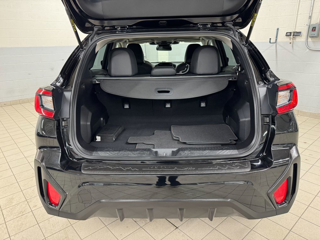 2024 Subaru Crosstrek LIMITED, 2.5L, CUIR, TOIT, ECRAN 11.6, HARMON KAR in Charlemagne, Quebec - 6 - w1024h768px