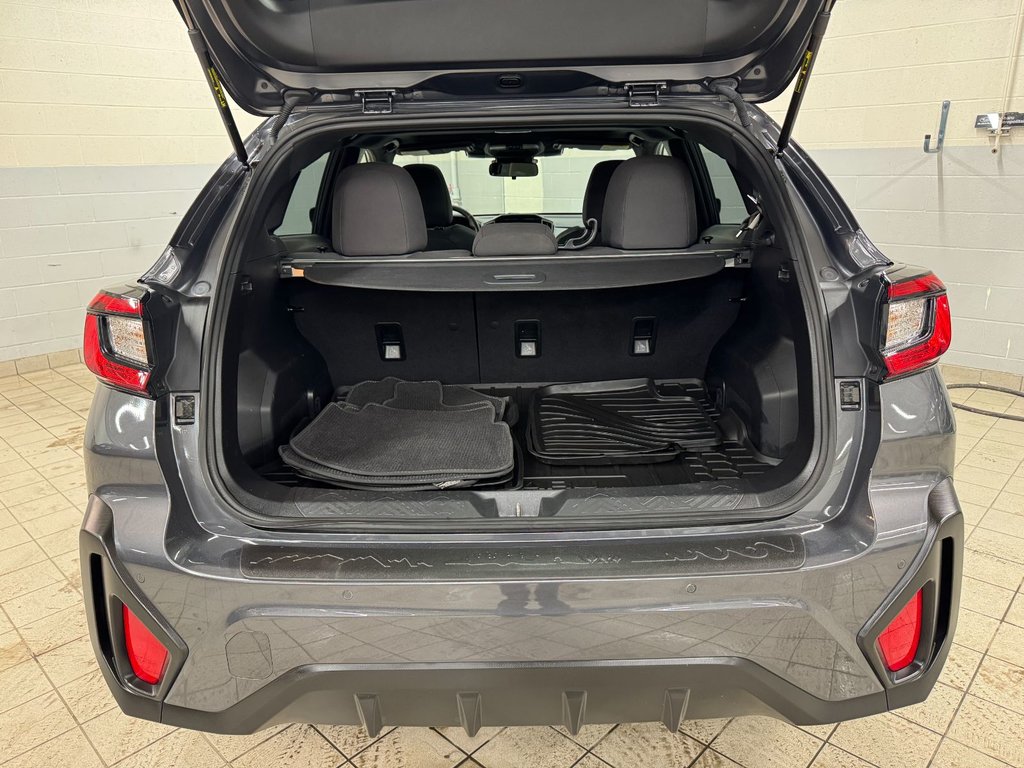 2024 Subaru Crosstrek ONYX, 2.5L, TOIT, ECRAN 11.6, CARPLAY, BANCS CHAU in Charlemagne, Quebec - 7 - w1024h768px