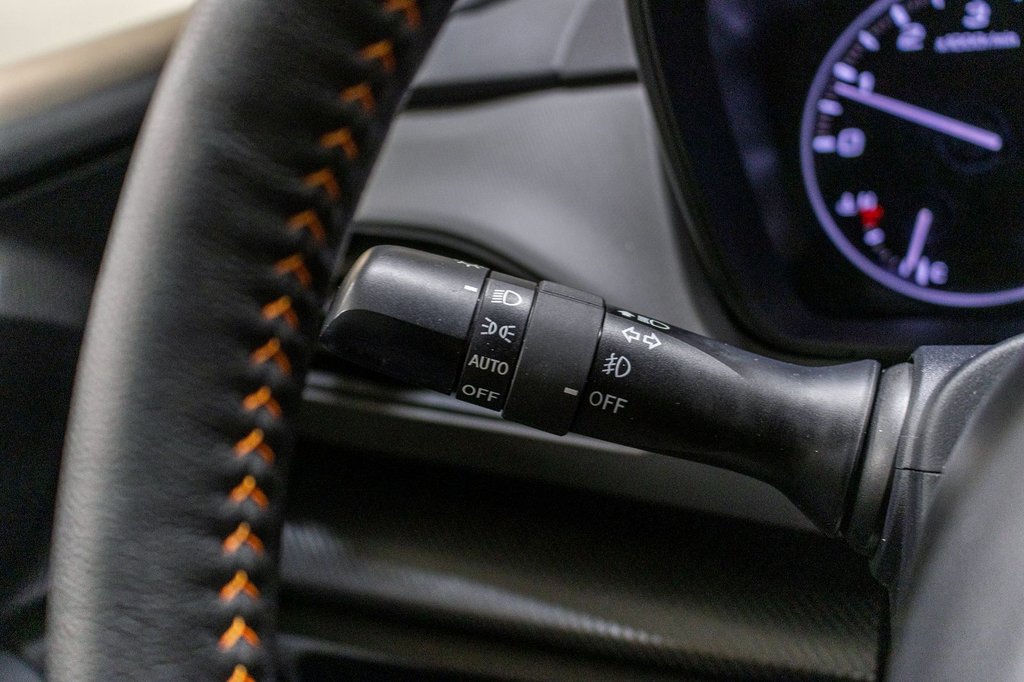 Subaru CROSSTREK LIMITED LIMITED, 2.5L, CUIR, TOIT, CARPLAY, HARMAN KARDON 2024 à Saint-Jérôme, Québec - 17 - w1024h768px