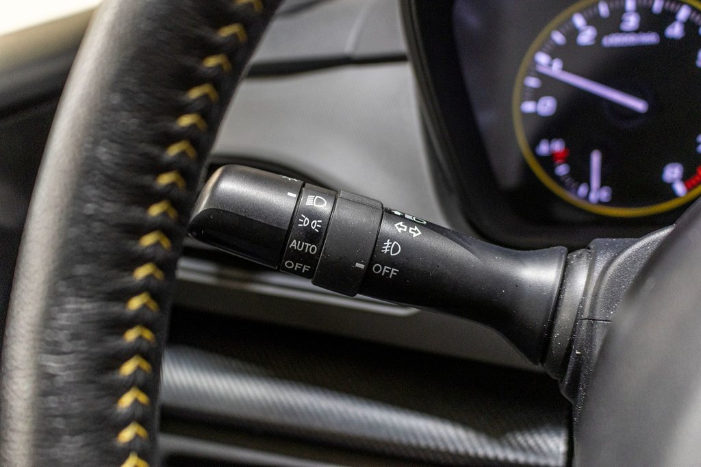 Subaru Crosstrek ONYX, 2.5L, TOIT, CARPLAY, ECRAN 11.6, BANCS CHAUF 2024 à Saint-Jérôme, Québec - 17 - w1024h768px