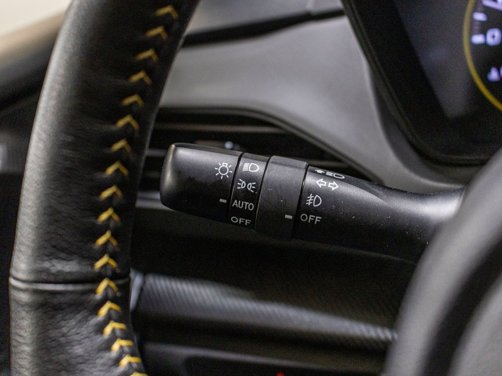 2024 Subaru Crosstrek ONYX, 2.5L, TOIT, CARPLAY, ECRAN 11.6, BANCS CHAUF in Charlemagne, Quebec - 17 - w1024h768px