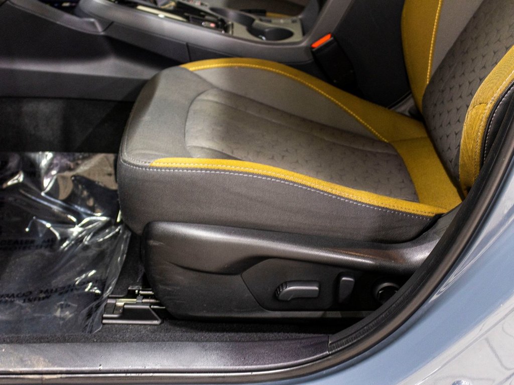 2024 Subaru Crosstrek ONYX, 2.5L, TOIT, CARPLAY, BANCS CHAUFF, CAM REC in Charlemagne, Quebec - 21 - w1024h768px