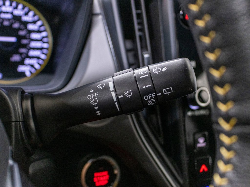 Subaru Crosstrek ONYX, 2.5L, TOIT, CARPLAY, ECRAN 11.6, BANCS CHAUF 2024 à Charlemagne, Québec - 17 - w1024h768px