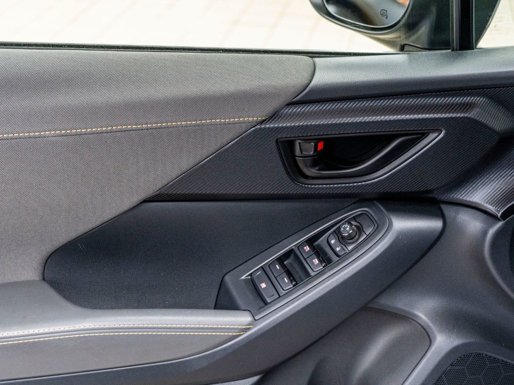 2024 Subaru Crosstrek ONYX, 2.5L, TOIT, CARPLAY, ECRAN 11.6, BANCS CHAUF in Charlemagne, Quebec - 21 - w1024h768px