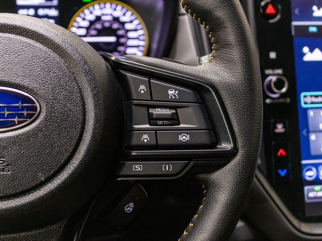 2024 Subaru Crosstrek ONYX, 2.5L, TOIT, CARPLAY, ECRAN 11.6, BANCS CHAUF in Charlemagne, Quebec - 11 - w1024h768px