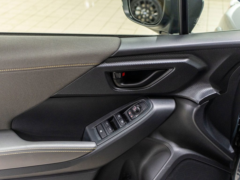 Subaru Crosstrek ONYX, 2.5L, TOIT, CARPLAY, ECRAN 11.6, BANCS CHAUF 2024 à Saint-Jérôme, Québec - 25 - w1024h768px