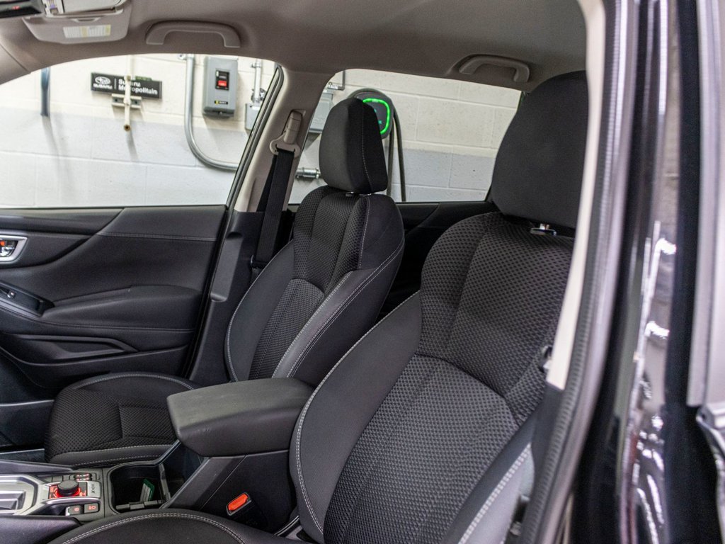 2019 Subaru FORESTER COMMODITÉ CONVENIENCE, BANCS CHAUFF, CARPLAY, CAMERA RECUL in Saint-Jérôme, Quebec - 26 - w1024h768px