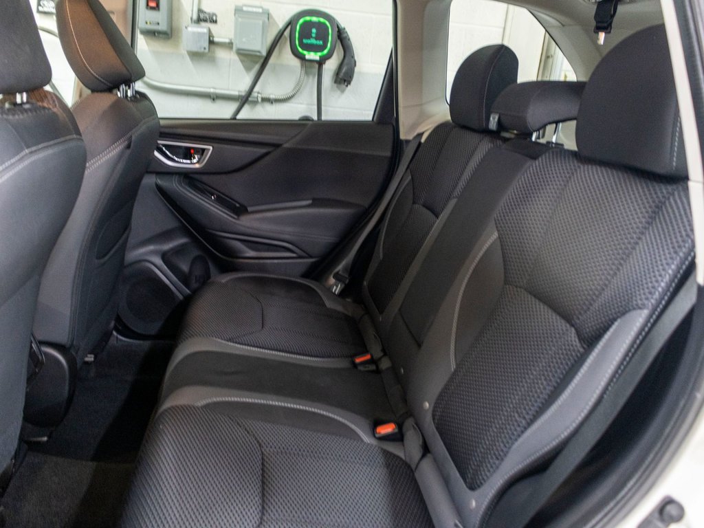 2019 Subaru FORESTER COMMODITÉ CONVENIENCE, BANCS CHAUFF, CARPLAY, CAMERA RECUL in Charlemagne, Quebec - 28 - w1024h768px